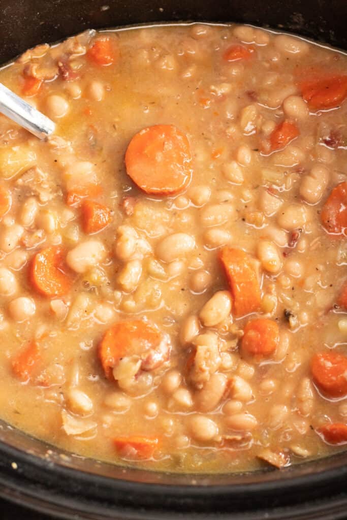 slow cooker with bean and bacon soup