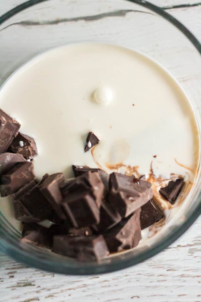 melting chocolate cream vanilla